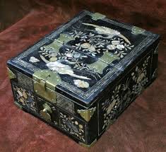 We did not find results for: Black Lacquer With Mother Of Pearl Inlay Mirror Box Item 957779