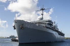 The US Navy's aging submarine support ship Frank Cable completes ...