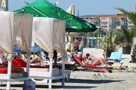 Unul valabil tot anul (cum e cazul, acum) tags: Bugetarii Primesc Vouchere De VacanÅ£Ä OrdonanÈa De UrgenÈÄ Privind Acordarea Voucherelor De VacanÈÄ PublicatÄ In Monitorul Oficial