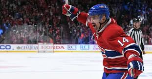Watch as tomas plekanec gets a gift from the hockey gods for his 1000th career game after the puck hits a defender's. Tomas Plekanec Signs With Montreal Mtltimes Ca