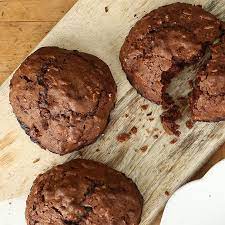 One Bowl Triple Chocolate Oatmeal Cookies Recipe Quaker Oats Recipe Chocolate Oatmeal Cookie Recipes Best Oatmeal Cookies
