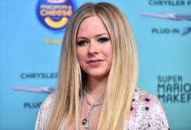 Fuse sorts out the best fashion advice from the pop punk princess over the course of her career. How Avril Lavigne Achieved A Net Worth Of 50 Million