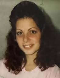 Gina Homer's Instagram, Twitter & Facebook