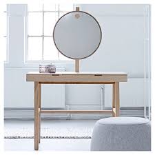Phine Coiffeuse Avec Miroir Lumineux Bloomingville Miroir Coiffeuse Meuble Deco Deco