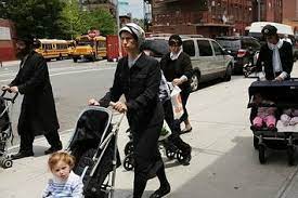 13 Annoying Things Most People Assume About Orthodox Jews Orthodox Women Hasidic Women Orthodox