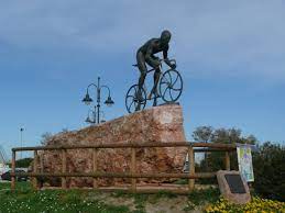 With his glorious win on the alpe d'huez and his battles. Bild 17 Aus Beitrag Cesenatico An Der Italienischen Adria