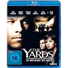 Skin [Blu-ray]: Amazon.de: Bell, Jamie, Macdonald, Danielle, Henshall,  Daniel, Camp, Bill, Krause, Louisa, Colletti, Zoe Margaret, Rogers, Kylie,  Stuart Masterson, Mary, Farmiga, Vera, Colter, Mike, Nattiv, Guy, Bell,  Jamie, Macdonald, Danielle: DVD