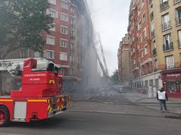 Il y pleuvra encore aujourd'hui, selon la météo : Actu Paris Auf Twitter Video Violent Incendie Dans Un Immeuble A Paris14 Dans Les Coulisses De L Intervention Des Pompiersparis Https T Co 2v02xdtkhd Https T Co Kxzy4vystw