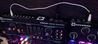 It's both a compositional tool and a live performance instrument. Synthesizerwriter Quick And Easy Midi Clock Sync Between Novation Circuit And Circuit Mono Station