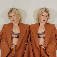 Robyn lives in las vegas, nevada. What S In Our Queue Robyn S Club Domo The New York Times