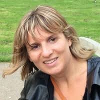 Manuela Ferrari Resume/CV