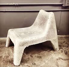 How To Build Concrete Patio Furniture Courtesy Of Benuyeda And Homemademodern This Concrete Chair Wa Concrete Diy Concrete Furniture Plastic Patio Chairs
