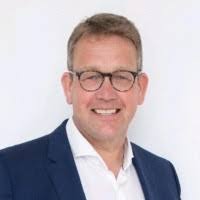 600+ "Hemer" profiles