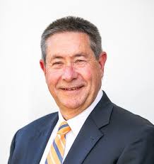 After 34 years of exemplary service, we would like to wish a very happy and  well-deserved retirement to David Watterson. David has been the driving  force in the textile rental industry. He