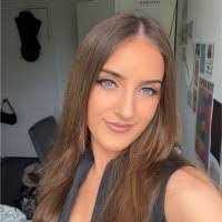 Susanne Foley's Instagram, Twitter & Facebook