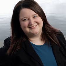 Leia Cain's Instagram, Twitter & Facebook