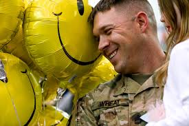 227 soldiers from 101st Airborne Division return home to families