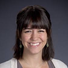 María GONZÁLEZ-HOWARD