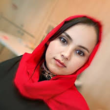 Mina Amini (@mina_amini807)