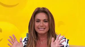 Penélope Menchaca comparte el tierno video nunca antes visto junto a su  nieta
