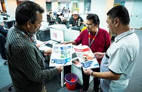 Utusan melayu (malaisie) berhad s'occupe de la publication, de l'impression et de la distribution de journaux. Utusan Malaysia Kosmo Back Today