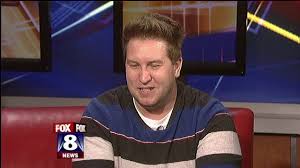 Canton Native Starring In New Fox Comedy Weird Loners New Comedies New Fox Loner