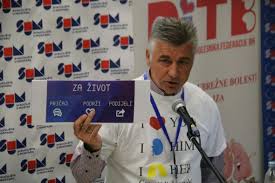 Odgovorila je i na pitanje koji je bio problem što je mihanović dobio 8.000 glasova manje od novog gradonačelnika splita. Zrtva Sistema Potresno Svjedocanstvo Tomislava Zuljevica Umrla Pored Zivog Donora Radio Sarajevo
