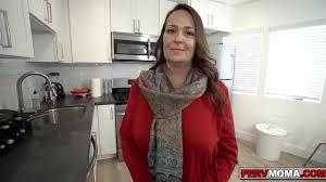 Lucky stud gets to fuck his horny Elexis Monroe satisfying her cock  cravings - XNXX.COM