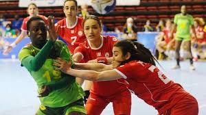 تفوق مصري في كرة اليد والفروسية. ÙƒØ±Ø© Ø§Ù„ÙŠØ¯ Ù…Ù†ØªØ®Ø¨ Ø§Ù„Ø³ÙŠØ¯Ø§Øª ÙŠØªØ£Ù‡Ù„ Ù„Ø±Ø¨Ø¹ Ø§Ù„Ù†Ù‡Ø§Ø¦ÙŠ Ø¨Ø¹Ø¯ Ø§Ù„ÙÙˆØ² Ø¹Ù„Ù‰ Ù…Ø¯ØºØ´Ù‚Ø± Ø¬Ø±ÙŠØ¯Ø© Ø§Ù„Ø´Ø±ÙˆÙ‚ Ø§Ù„ØªÙˆÙ†Ø³ÙŠØ©