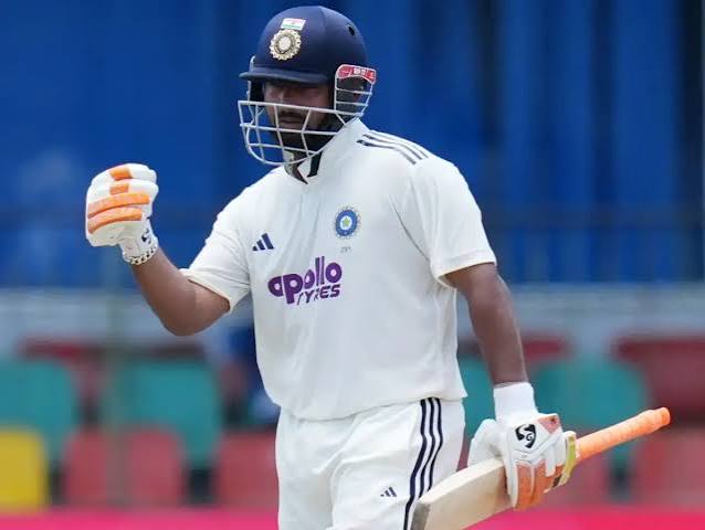 Pant scripts history, surpasses Dhoni to become India's leading wicketkeeper run-scorer in away Tests - The Economic Times