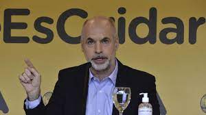 Aquéllos que quieren que los chicos sigan en las aulas, no se reúnan, enfatizó rodríguez larreta, al pedir que se cumplan las medidas de aislamiento. Xymr X Lygo60m