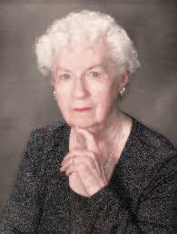 Evelyn Bergen's Instagram, Twitter & Facebook