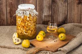Quittenlikor Selber Machen Einfache Rezepte Quittenlikor Selber Machen Quitten Likor Likor Selbstgemacht