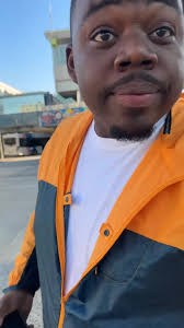 Voorjou Cura Jokes met Steven Martha die Plot Twist van Broke naar Geld  laat zien! 🤣😭