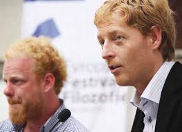 Diskutovali o podnikání a korupci Prohlédli si opravenou čistírnu