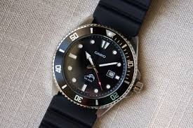 Quite remarkable considering that gates became a billionaire as a 31 year old and in principle can buy any watch regardless of the price! Bill Gates 88 Watch Is Perfect For These Uncertain Times