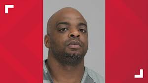 Alfonzo Mornes's Instagram, Twitter & Facebook