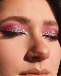 Lauren Corrigan (@laurenmadeleinemakeup) • Instagram photos and videos