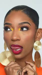 I’ve been fighting for my life, and I’m glad to say.. I made it out the  ghetto THANK GOD!! SHE’S BACKKKKKK & STILL TRANSPARENT HO!