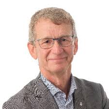 Kevin Lewis (@krl748)