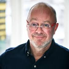 Op de valreep voor het reces nog mijn handtekening gezet voor de verkenning  voor het doortrekken van de Noord-Zuidlijn helemaal naar Hoofddorp.