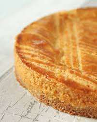 Passionnement Exotique Entremets Mousse Vanille Passion Brunoise D Ananas Et Gelee De Mangue Surprises Et Go Gateau Basque Gourmandise Gateaux Et Desserts