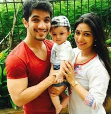 Arjun Bijlani With Son Arjun Bijlani Celebrity Families Celebrities