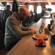 A straightforward look at the day's top news in 20 minutes. Brad Mielke Abc News Radio Start Here From Abc News Journalist Muck Rack