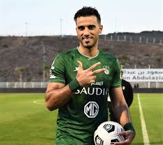 يتأجج الصراع بينهما بعد خروج عساف من السجن، واكتشافه بأن الأخير قد ارتبط بزوجته السابقة جليلة. Ø§Ù„Ø³ÙˆØ±ÙŠ Ø¹Ù…Ø± Ø§Ù„Ø³ÙˆÙ…Ø© ÙŠØµØ§Ø¨ Ø¨ÙÙŠØ±ÙˆØ³ ÙƒÙˆØ±ÙˆÙ†Ø§