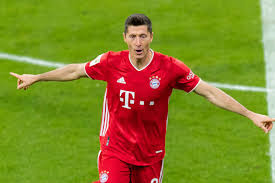 Bayern munich told chelsea that robert lewandowski will not be sold this summer. Daily Schmankerl Robert Lewandowski Allegedly Didn T Want Romelu Lukaku At Bayern Munich Brazzo Never Considered Mario Gotze Marc Roca Is A Fan Of Xabi Alonso And More Bavarian Football Works