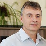 Wilbur Wentzel's Instagram, Twitter & Facebook