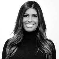 Alissa Hendrix's Instagram, Twitter & Facebook