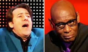 The Chase: Jonathan Ross leaves fans in SHOCK over bizarre move 'Oh my'