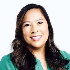 Amy Lipson's Instagram, Twitter & Facebook